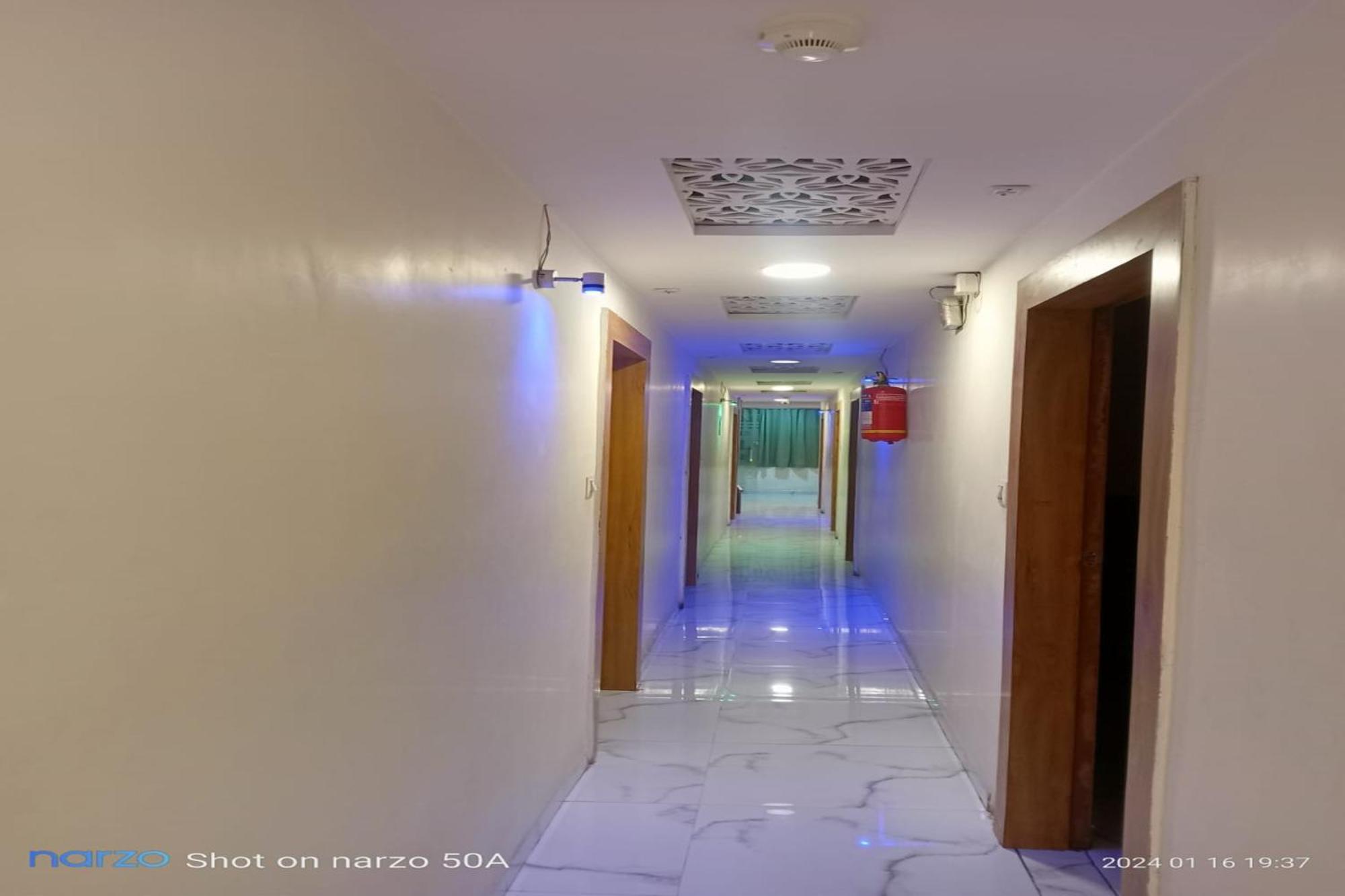Hotel New Lake View Ahmadábád Kültér fotó